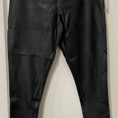 NWT Women's NORDSTROM Black Faux Leather Ankle Length Stretch Leggings Pants M